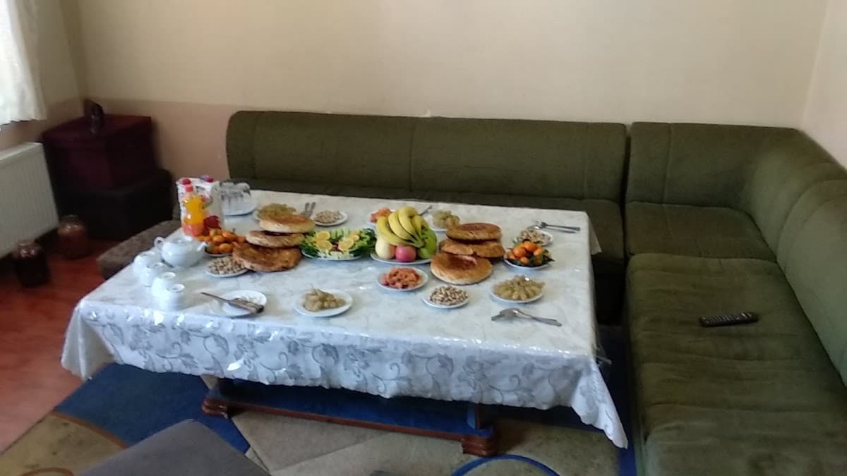 Sharshara Choyhonasi