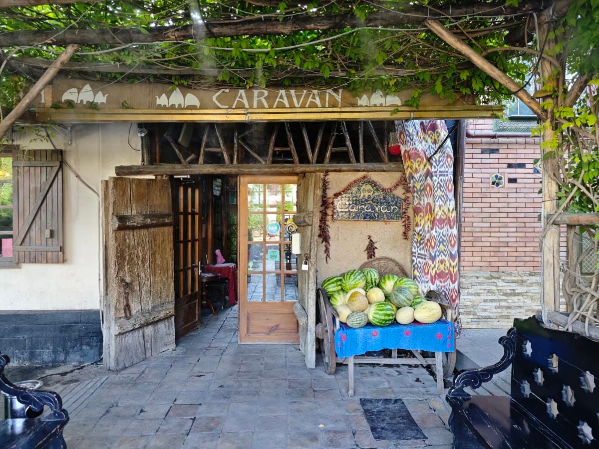Restaurant Caravan