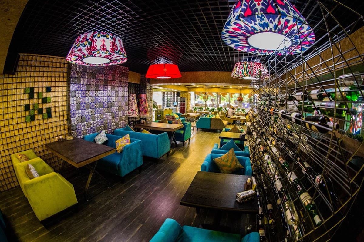 Plov Lounge