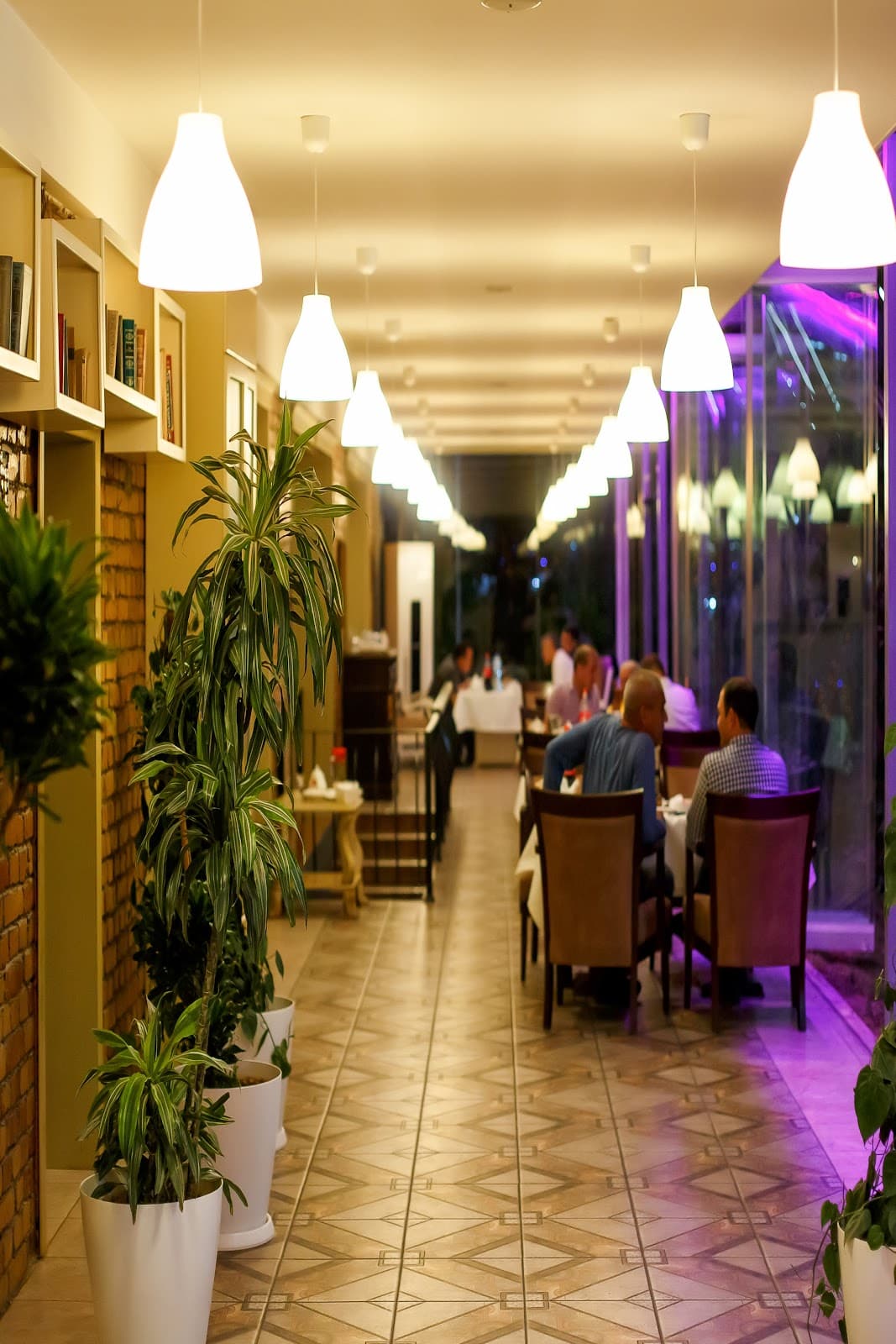 DUNYO KAFE & RESTORAN